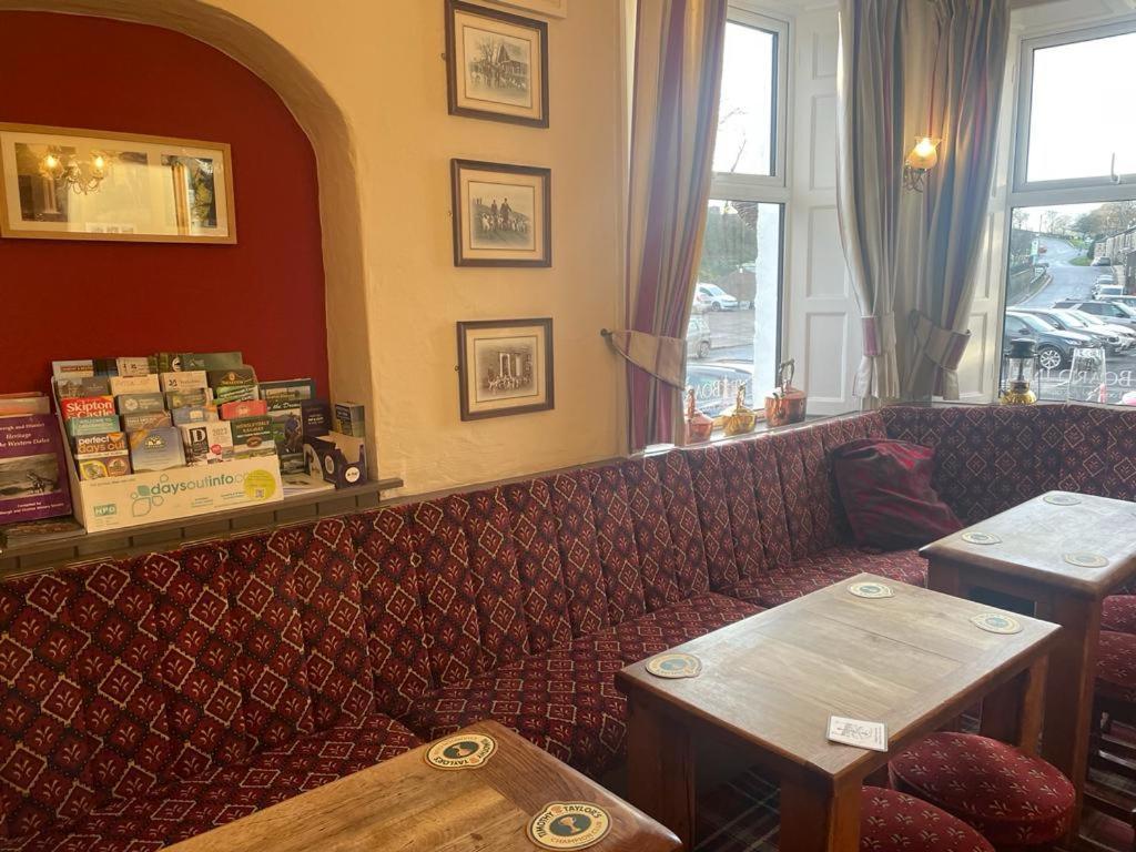 The Board Inn Hawes Esterno foto
